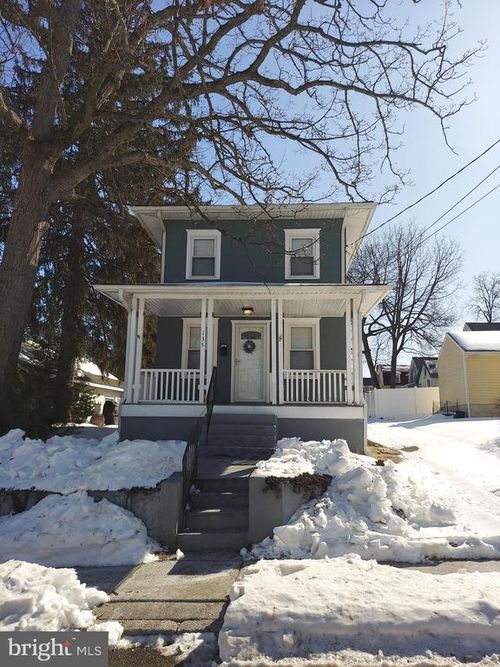 135 Laurel Ave, PITMAN, NJ, 08071-2421 | Card Image