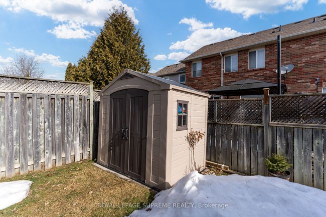 433 Trudeau Dr, House other with 3 bedrooms, 3 bathrooms and 2 parking in Milton ON | Image 40