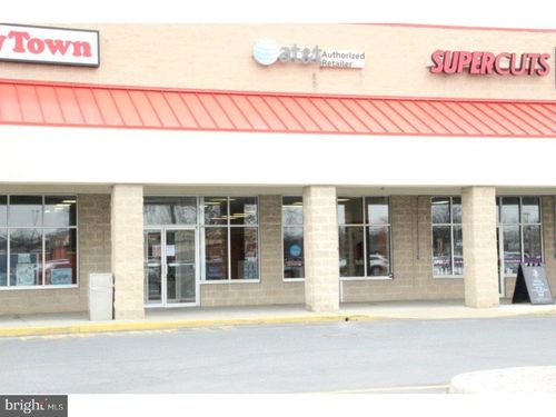 7-4864 Penn Ave, SINKING SPRING, PA, 19608-8601 | Card Image