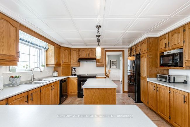 996257 Mulmur Tosorontio Tline, House other with 5 bedrooms, 5 bathrooms and 10 parking in Adjala Tosorontio ON | Image 16