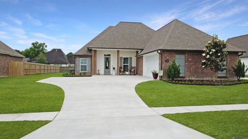 7236 Effie Dr, Denham Springs, LA, 70706-1985 | Card Image