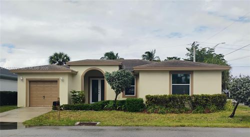 2401 Ne 15th Ave, Wilton Manors, FL, 33305-1307 | Card Image