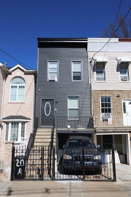 1-20A Clendenny Ave, Jersey City, NJ, 07304-1590 | Card Image