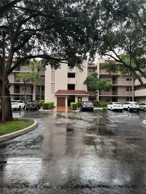 apt-204-1931 Sabal Palm Dr, Davie, FL, 33324-5963 | Card Image