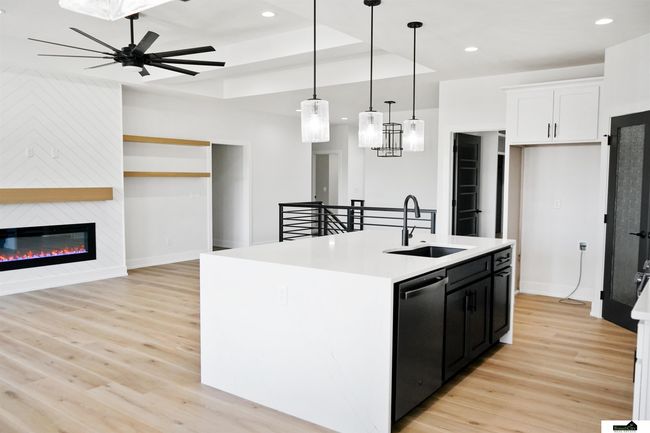 7949 Ponce Dr, Townhouse with 4 bedrooms, 3 bathrooms and 3 parking in Lincoln NE | Image 8