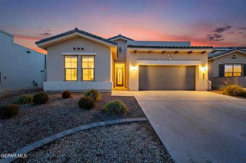 991 Hull St, El Paso, TX, 79928-5930 | Card Image