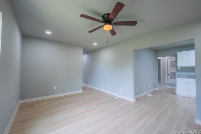 234 Gaiety Ln, House other with 3 bedrooms, 2 bathrooms and null parking in Kirby TX | Image 20