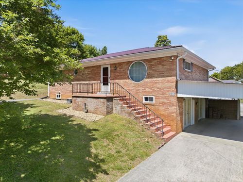 1012 Bennett St, Sweetwater, TN, 37874-1503 | Card Image