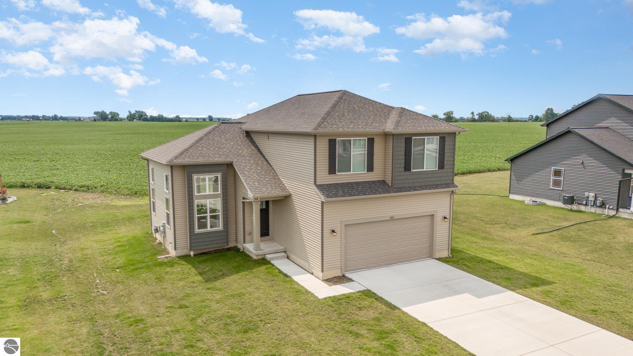 Jade Ct, Alma, MI 48801