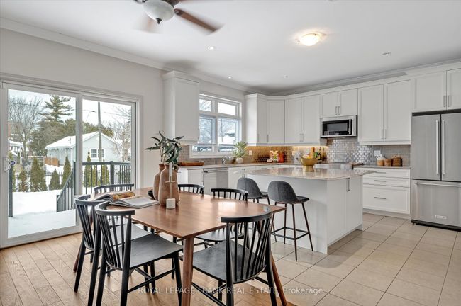 8 - 24 Brinton Dr, Condo with 4 bedrooms, 3 bathrooms and 2 parking in Peterborough ON | Image 9
