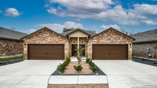1114 Renee Way, Seguin, TX, 78155-0030 | Card Image