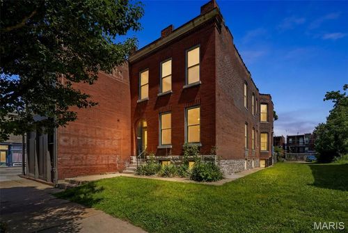 4249 Arco Ave, Saint Louis, MO, 63110-1644 | Card Image