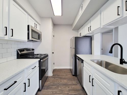 apt-1518-12335 Antoine Dr, Houston, TX, 77067-1046 | Card Image