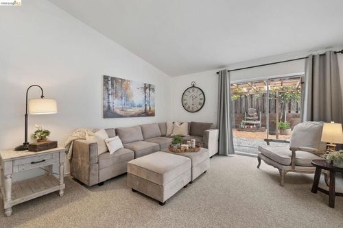 12660 Red Chesnut #18, Sonora, CA, 95370 | Card Image