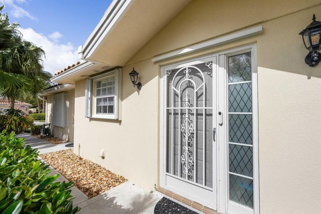 7770 Se Spicewood Cir, Condo with 2 bedrooms, 2 bathrooms and null parking in Hobe Sound FL | Image 39