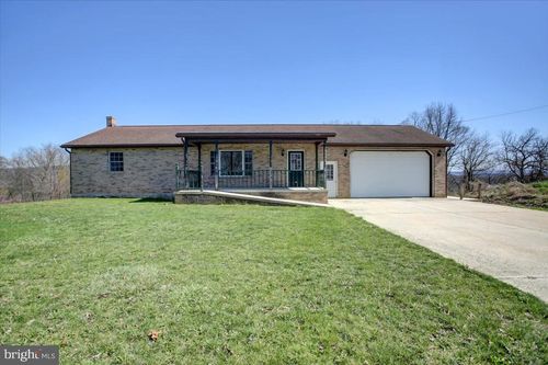 2842 N Clear Ridge Rd, HUSTONTOWN, PA, 17229-9325 | Card Image