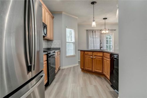 9218 Boehm Dr, Lenexa, KS, 66219-2198 | Card Image