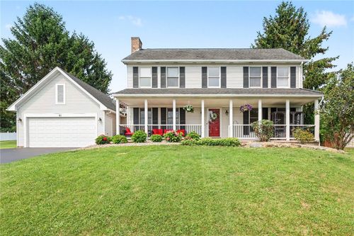 61 Winchester Dr, Fairport, NY, 14450-9768 | Card Image
