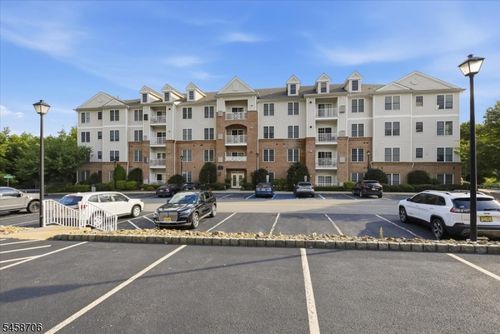 2307-2307 Ramapo Ct, Riverdale, NJ, 07457-1647 | Card Image