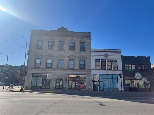 2401 W North Ave, CHICAGO, IL, 60647-6546 | Card Image