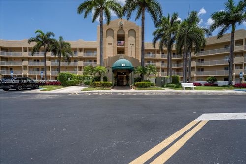 304-7751 Southampton Ter, Tamarac, FL, 33321-9123 | Card Image