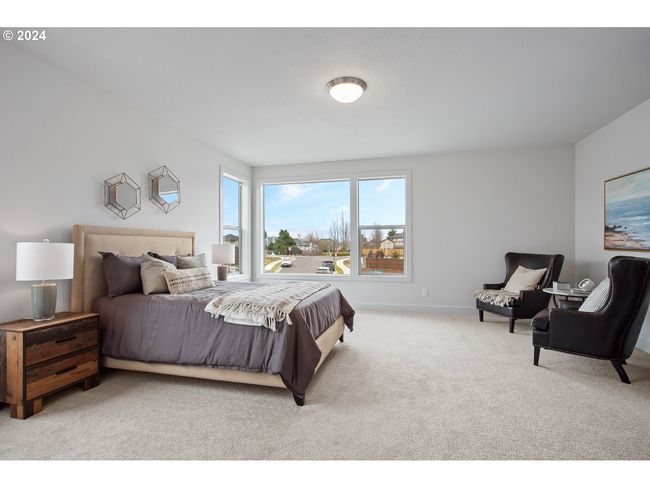8870 Sw Mohegan Ln, House other with 5 bedrooms, 3 bathrooms and 3 parking in Tualatin OR | Image 20