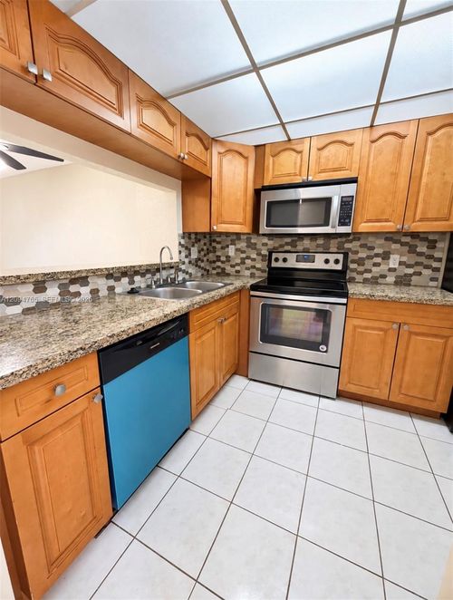 362-19741 Sw 114th Ave, Miami, FL, 33157-1009 | Card Image