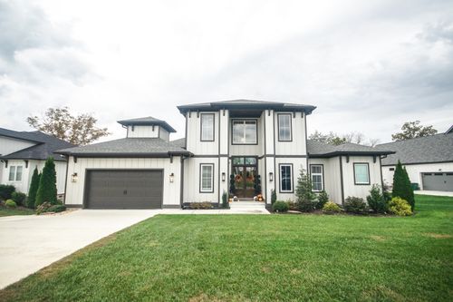 1824 River Breeze Dr, Soddy Daisy, TN, 37379-2403 | Card Image