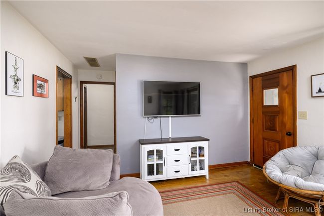 2113 Wilson Ave, Home with 3 bedrooms, 1 bathrooms and null parking in Madison IN | Image 7