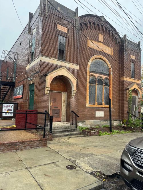 112 Jackson Ave, Memphis, TN, 38103-1510 | Card Image