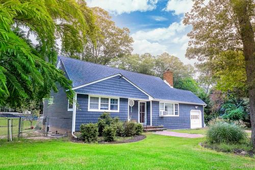 234 Pine Rd, Coram, NY, 11727-2410 | Card Image