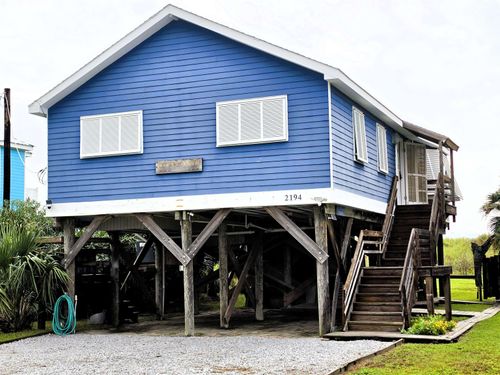 2194 Highway 1, Grand Isle, LA, 70358-9700 | Card Image