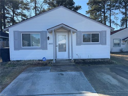 3860 Sugar Creek Cir, Portsmouth, VA, 23703-2527 | Card Image