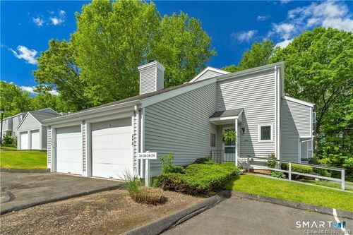 244-244 Greens Farm Rd, Branford, CT, 06405-5913 | Card Image