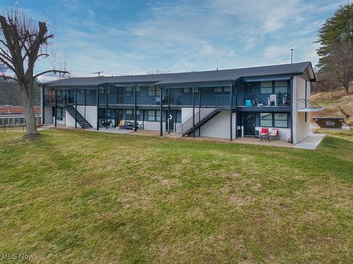 46 Parkway Pl, Vienna, WV, 26105 | Card Image