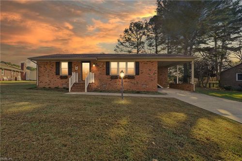 318 Shore Dr, Suffolk, VA, 23434-4234 | Card Image