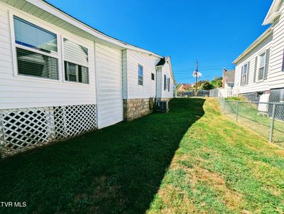 120 10th Street, House other with 2 bedrooms, 1 bathrooms and null parking in Norton VA | Image 3