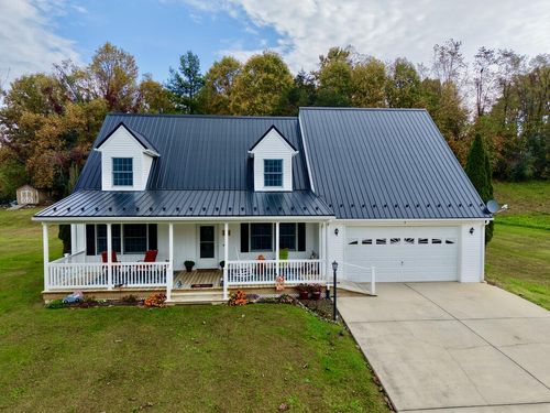 139 Brooke St, Chilhowie, VA, 24319-6004 | Card Image