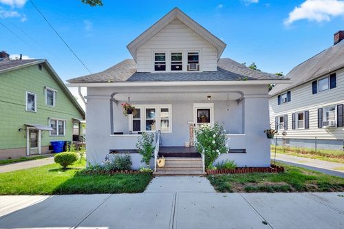 29 Sterling St, Springfield, MA, 01107-1338 | Card Image