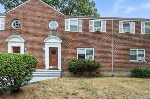 lower-234 133 Avenue, New York, NY, 11422 | Card Image