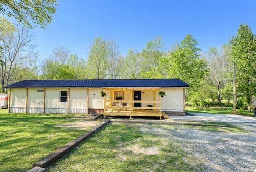 2750 S Main St, Tennessee Ridge, TN, 37178-4008 | Card Image