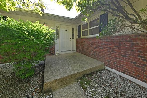 16 Briar Ct, Spring Valley, NY, 10977-6432 | Card Image