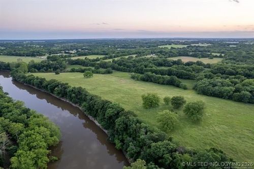 13 S 4420 Rd, Vinita, OK, 74301 | Card Image