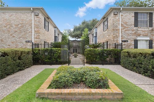 apt-226-7900 Westheimer Rd, Houston, TX, 77063-3010 | Card Image