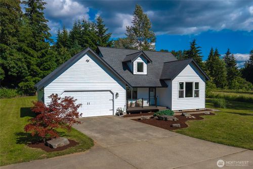 12217 Waller Road E, Tacoma, WA, 98446 | Card Image
