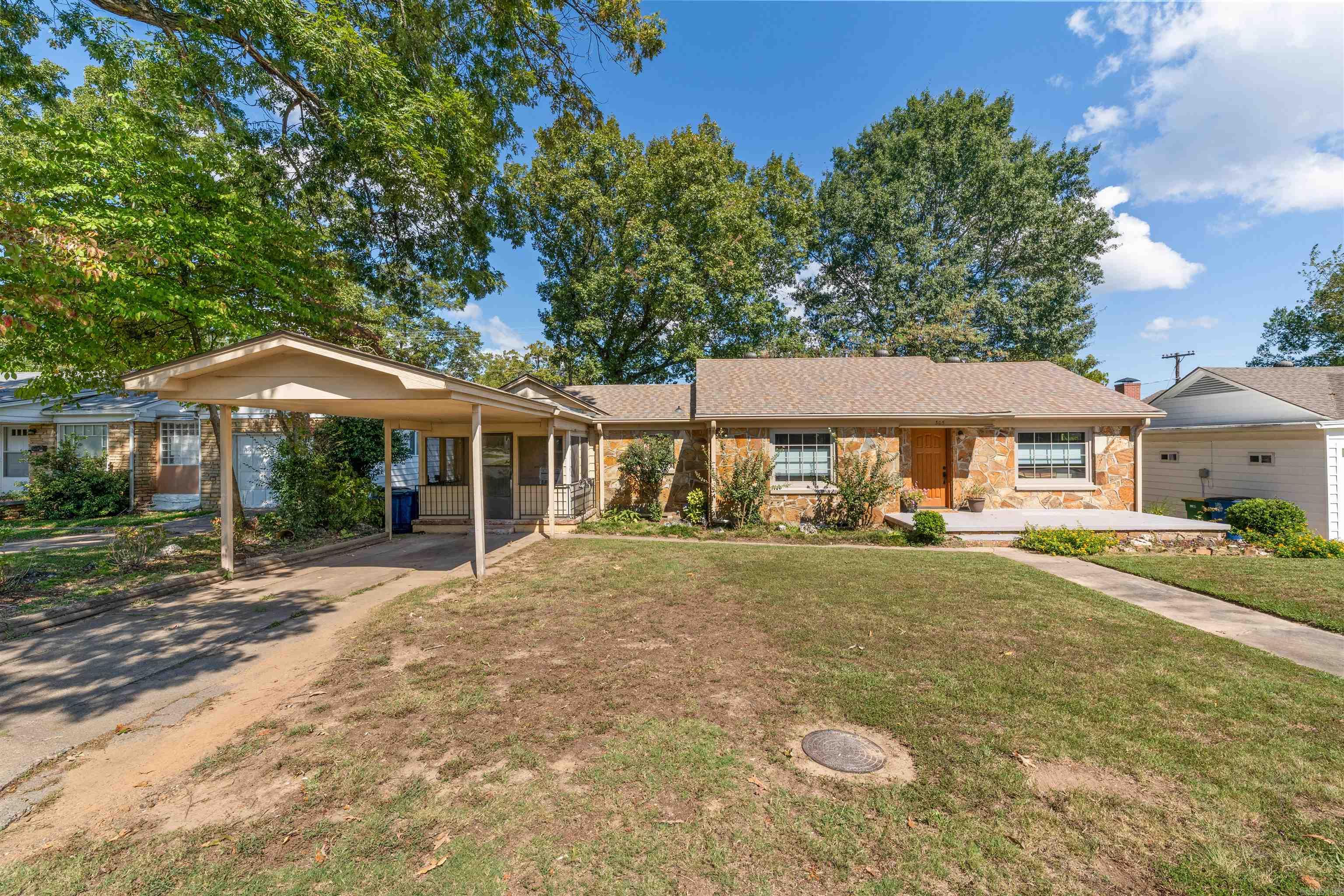 Scenic Dr, North Little Rock, AR 72118