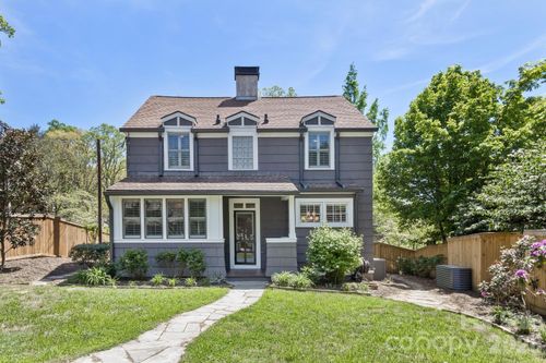 180 Tacoma Cir, Asheville, NC, 28801-1626 | Card Image