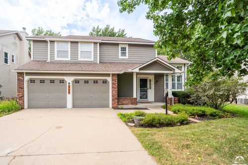 713 Sturbridge Ct, Lawrence, KS, 66049-3671 | Card Image