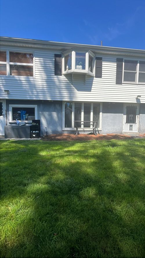 4 Meadowbrook Rd, Saugus, MA, 01906-3621 | Card Image