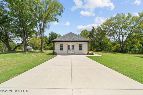43 Mockingbird Road, Byhalia, MS, 38611 | Card Image